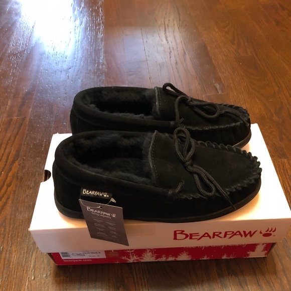 BearPaw Shoes - NIB BearPaw Mindy Black Moccasin Slippers
